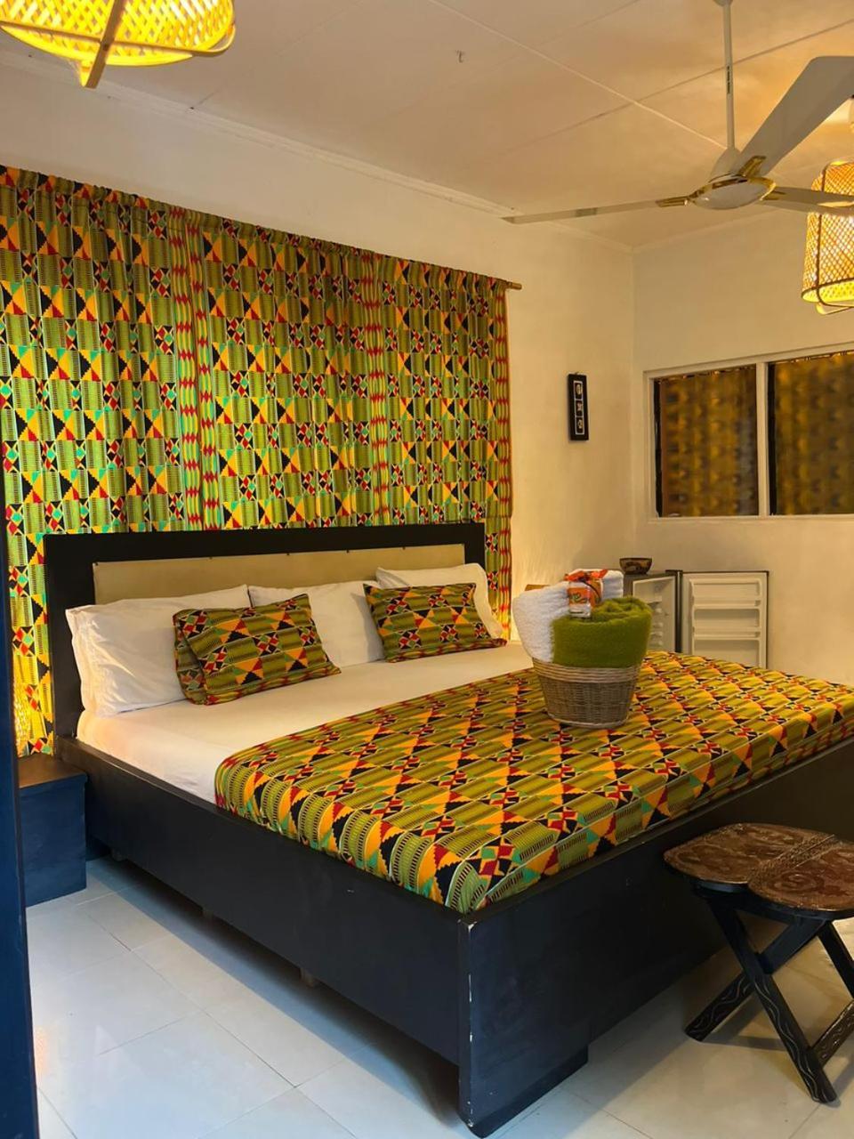 African Treasure Beach Resort Kokrobite Exterior foto