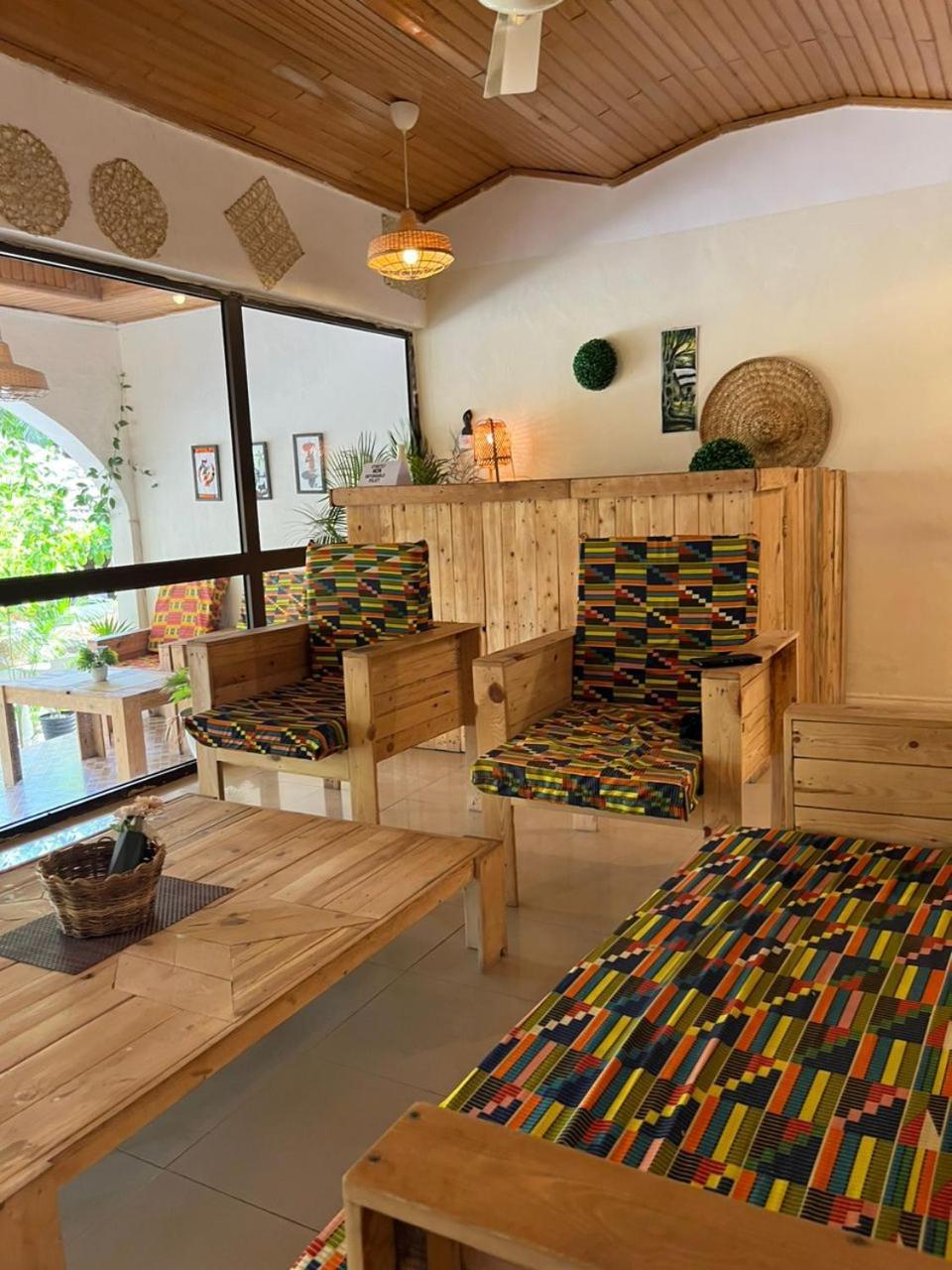 African Treasure Beach Resort Kokrobite Exterior foto
